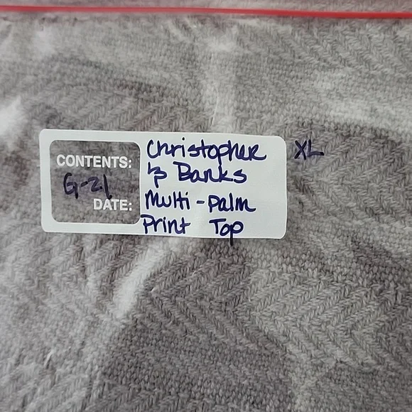 NWT. Christopher & Banks. Short sleeve print top. XL - Picture 7 of 7